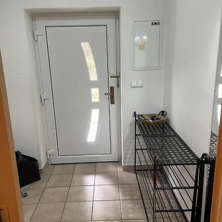 Rodinny Dum Divisov U Benesova, Na Spravedlnosti 276 Villa *