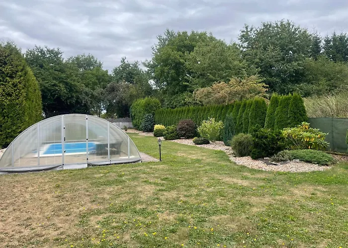 Rodinny Dum Divisov U Benesova, Na Spravedlnosti 276 Willa